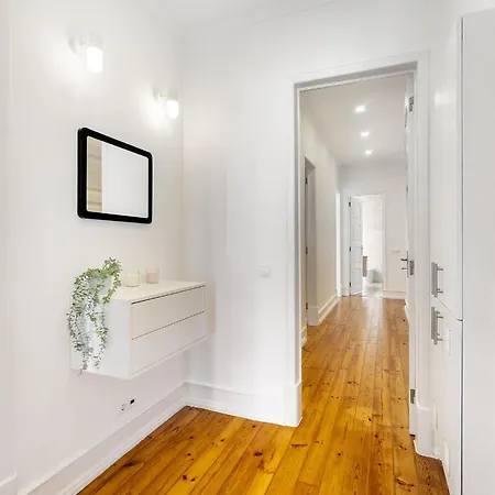 Whome Mid-term Marvel: Your Away From Apartament *